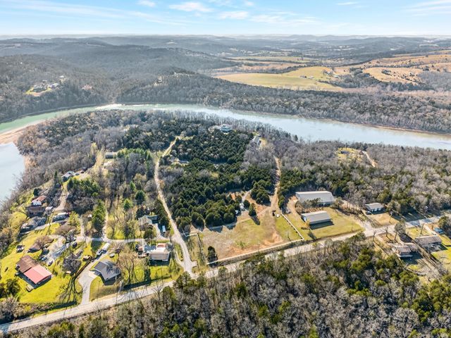 225 Bass Bend Trail, Cape Fair, MO 65624