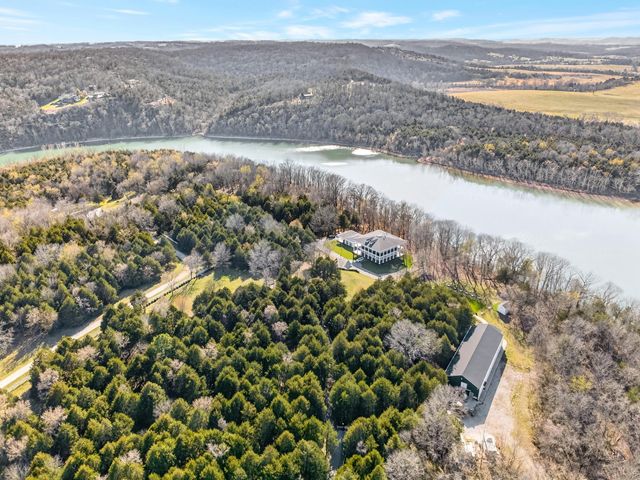 225 Bass Bend Trail, Cape Fair, MO 65624