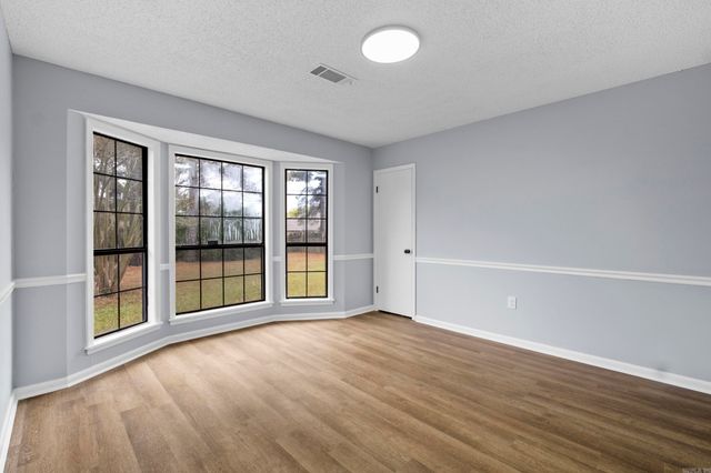 214 Western Hills Drive, Searcy, AR 72143