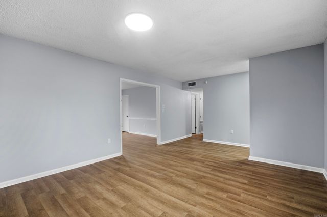 214 Western Hills Drive, Searcy, AR 72143