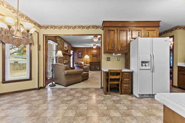 5924 Commonwealth Circle, Hanahan, SC 29410