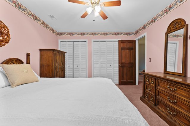 5924 Commonwealth Circle, Hanahan, SC 29410