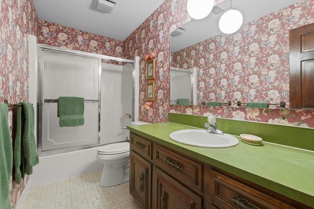 5924 Commonwealth Circle, Hanahan, SC 29410