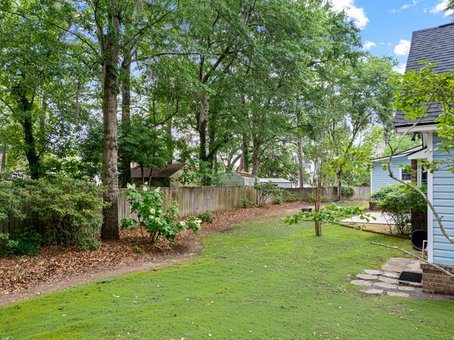 5924 Commonwealth Circle, Hanahan, SC 29410