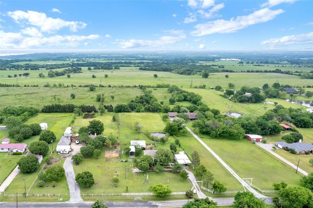 7634 Preston Road, Denison, TX 75020