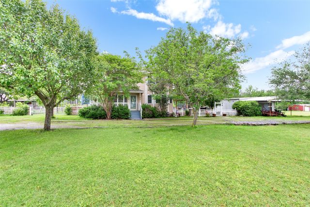 7634 Preston Road, Denison, TX 75020