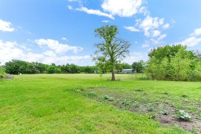 7634 Preston Road, Denison, TX 75020