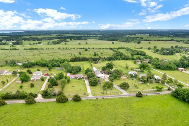 7634 Preston Road, Denison, TX 75020