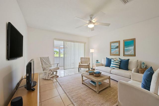 2691 Dudley Dr Drive E D, West Palm Beach, FL 33415