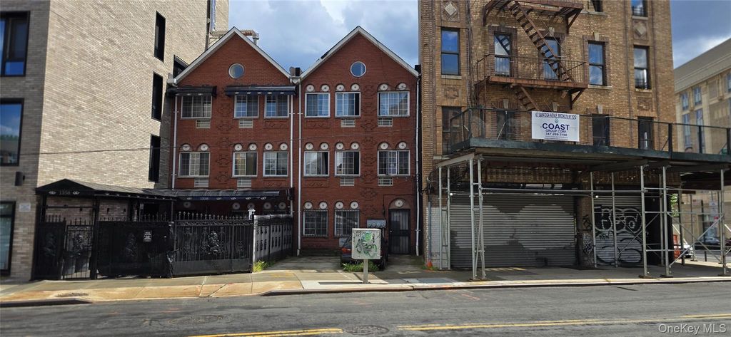 1356 E New York Avenue, Brooklyn, NY 11212 — photo 2