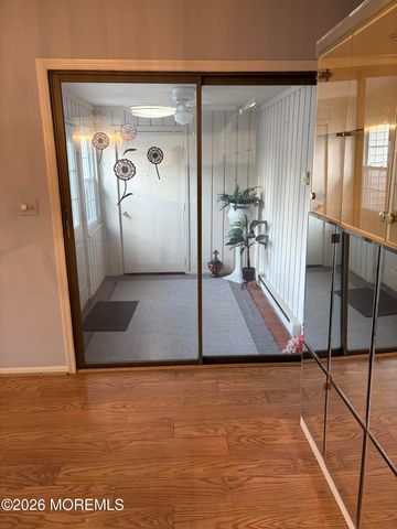 30 A Plaza De Las Flores A, Freehold, NJ 07728