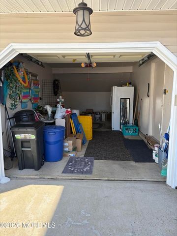 30 A Plaza De Las Flores A, Freehold, NJ 07728