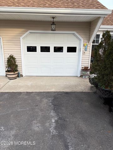 30 A Plaza De Las Flores A, Freehold, NJ 07728