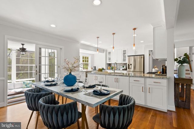 1907 SHANNON CT, Alexandria, VA 22306