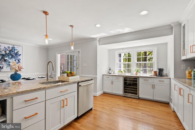 1907 SHANNON CT, Alexandria, VA 22306