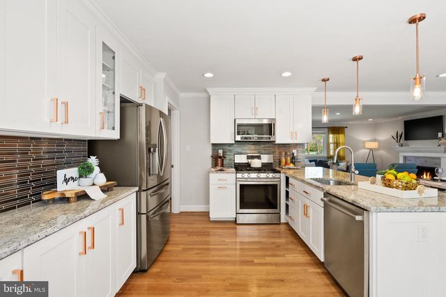 1907 SHANNON CT, Alexandria, VA 22306