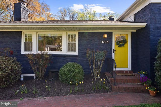 1907 SHANNON CT, Alexandria, VA 22306