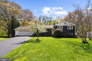 1907 SHANNON CT, Alexandria, VA 22306