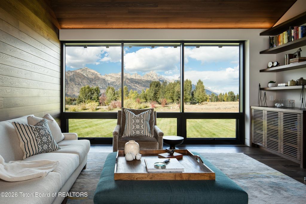 9300 N AVALANCHE CANYON Drive, Jackson, WY 83001 photo 12