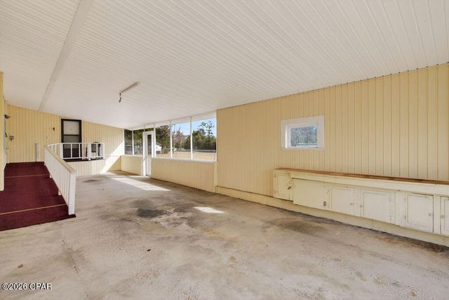 1314 Coggin Avenue, Chipley, FL 32428