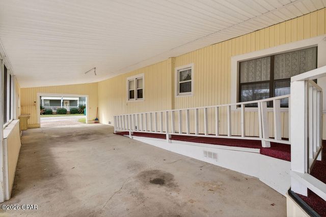 1314 Coggin Avenue, Chipley, FL 32428