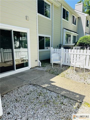 35 Foxtail Lane, South Brunswick, NJ 08852
