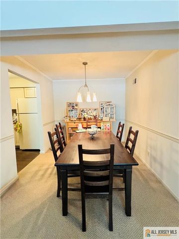 35 Foxtail Lane, South Brunswick, NJ 08852