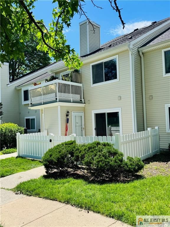 35 Foxtail Lane, South Brunswick, NJ 08852