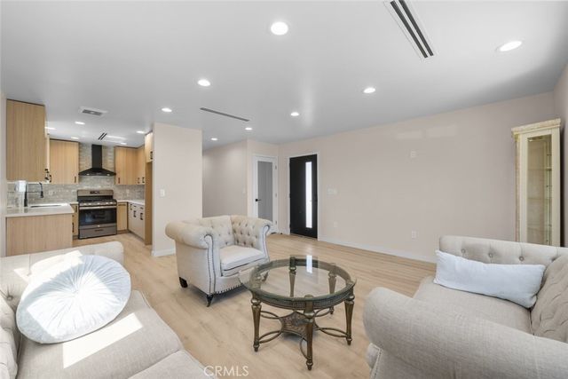 8051 Lullaby Lane, Panorama City, CA 91402