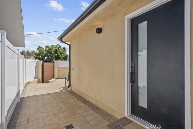 8051 Lullaby Lane, Panorama City, CA 91402