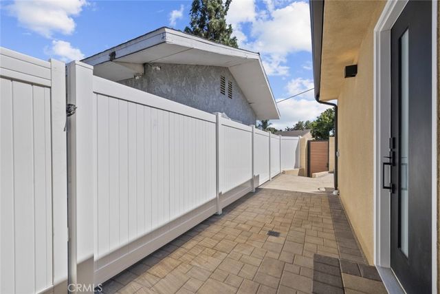 8051 Lullaby Lane, Panorama City, CA 91402