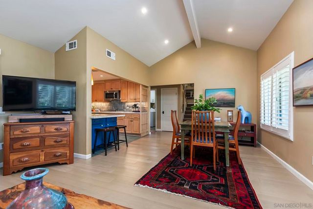 5358 Caminito Velasquez, San Diego, CA 92124