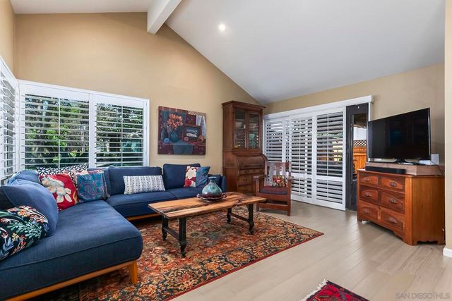 5358 Caminito Velasquez, San Diego, CA 92124