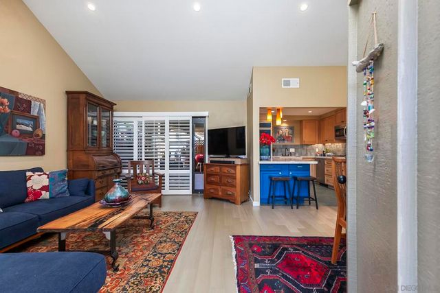 5358 Caminito Velasquez, San Diego, CA 92124