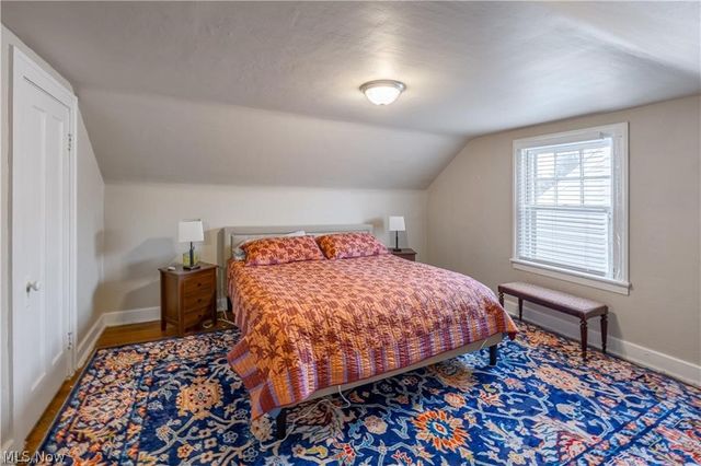 18520 Winslow Road, Shaker Heights, OH 44122