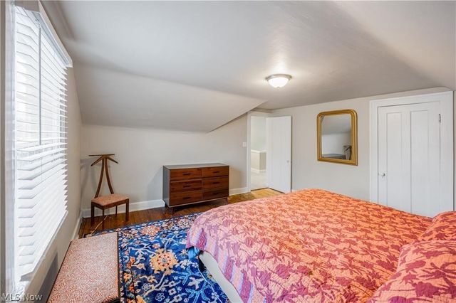 18520 Winslow Road, Shaker Heights, OH 44122