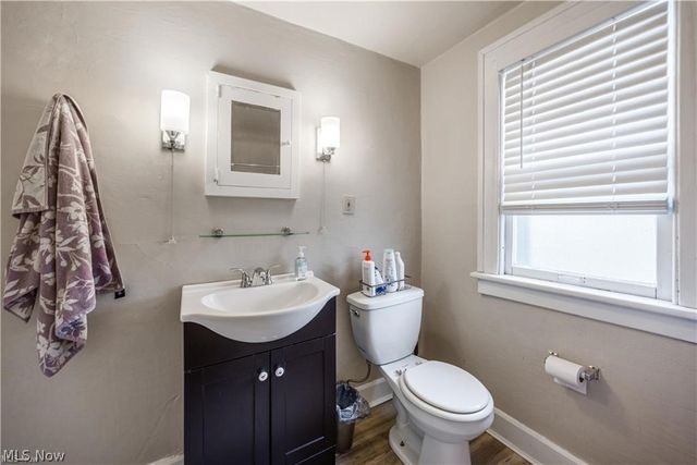 18520 Winslow Road, Shaker Heights, OH 44122