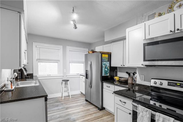 18520 Winslow Road, Shaker Heights, OH 44122