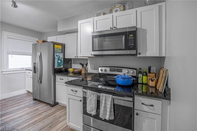 18520 Winslow Road, Shaker Heights, OH 44122