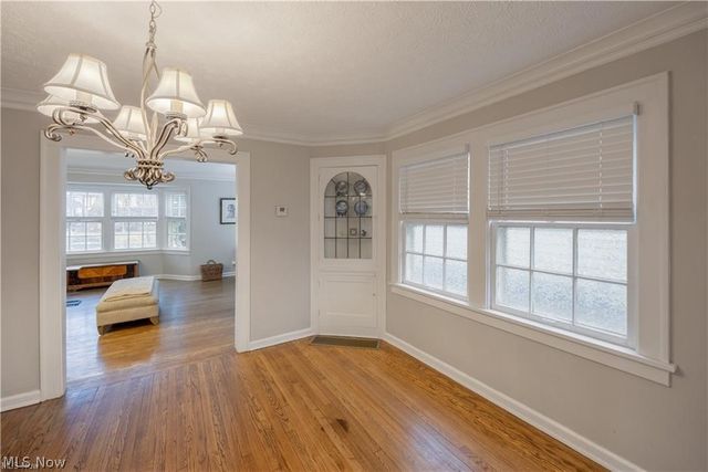 18520 Winslow Road, Shaker Heights, OH 44122