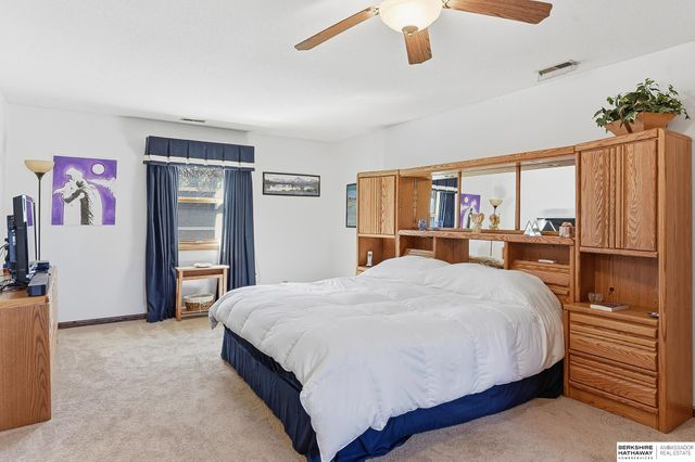 11361 Mason Street, Omaha, NE 68154