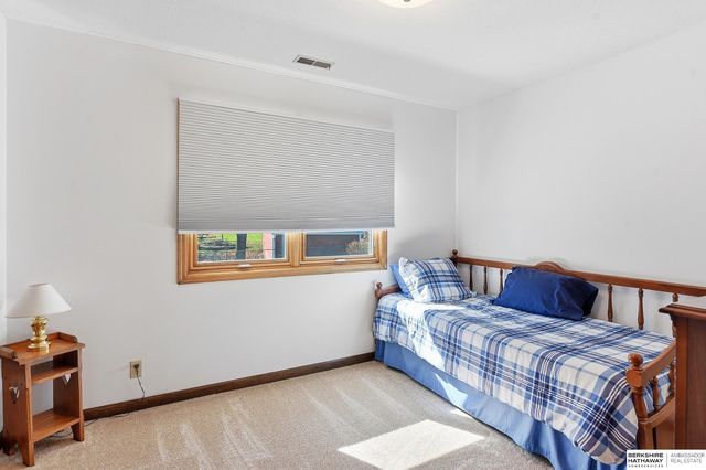 11361 Mason Street, Omaha, NE 68154