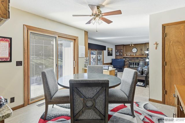 11361 Mason Street, Omaha, NE 68154