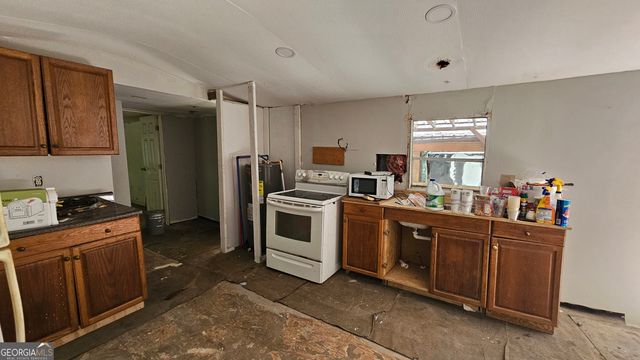 132 Windom Drive, Carrollton, GA 30116