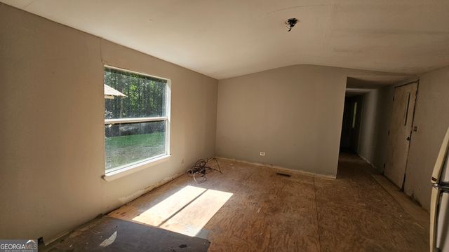 132 Windom Drive, Carrollton, GA 30116