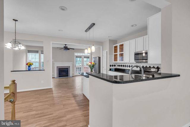 13663 STRATFORD GLEN PL, Herndon, VA 20171