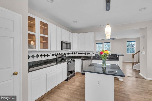 13663 STRATFORD GLEN PL, Herndon, VA 20171