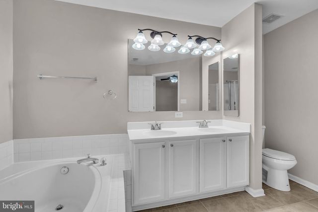 13663 STRATFORD GLEN PL, Herndon, VA 20171