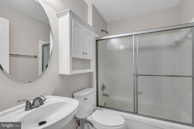 13663 STRATFORD GLEN PL, Herndon, VA 20171