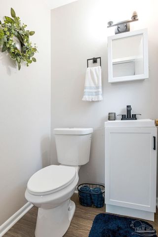 7830 Herrington Dr, Pensacola, FL 32534